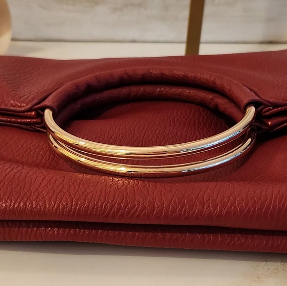 Sondra Robert's Red Fold over Envelope bag with crossbody. Gorgeous gold handle! - Picture 8 of 10